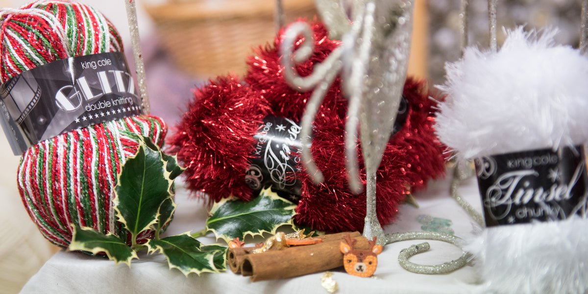 Christmas Hours Of Business Pins & Needles (Devizes)