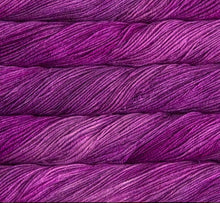 Load image into Gallery viewer, "Sophie"-style scarf knitting workshop/social 17th November 2024