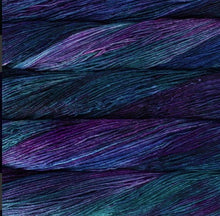 Load image into Gallery viewer, "Sophie"-style scarf knitting workshop/social 17th November 2024