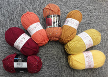 Load image into Gallery viewer, "Stingray" Crochet Kit by Vixter Woolista